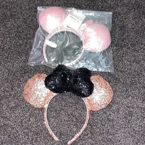 Minnie Mouse ears (one left)